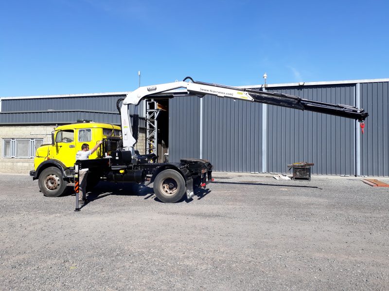 Hidrogrua TKA 15700 Canivete