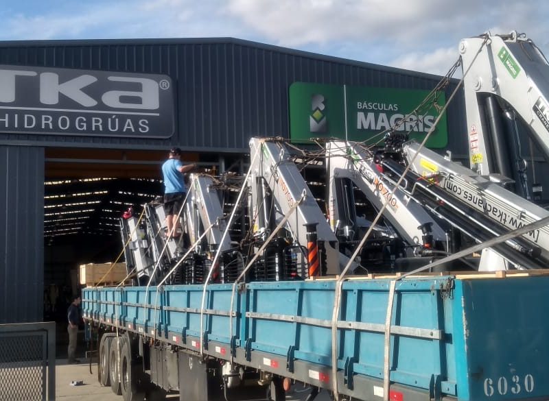 Arribo de embarque de hidrogruas