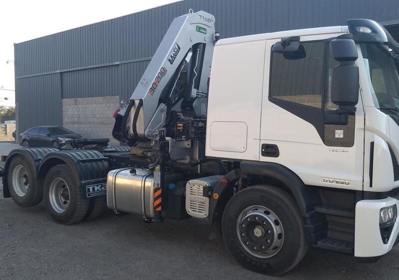 El rubro metalúrgico sigue sumando hidrogrúas TKA