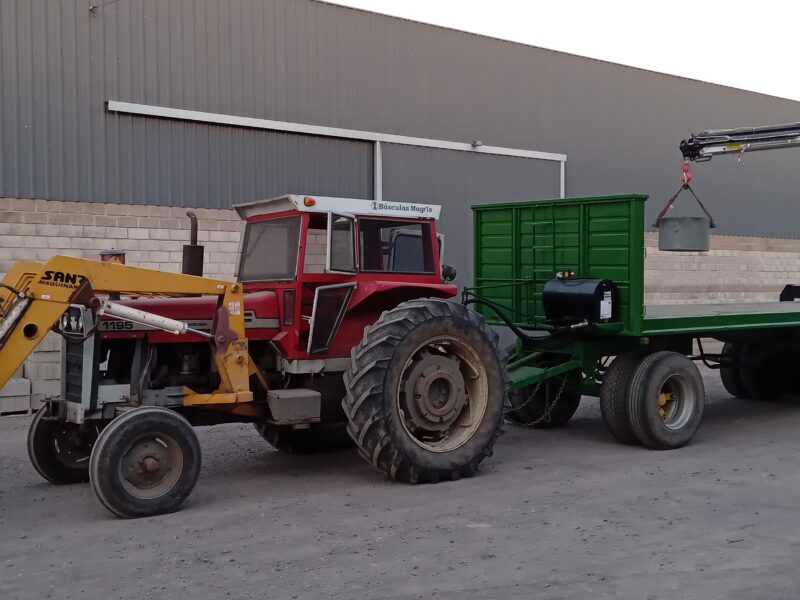 TKA 10.700 T Premium en acoplado de Tractor