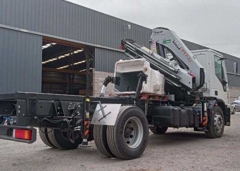 TKA 23.700 EX para Oscar Scorza