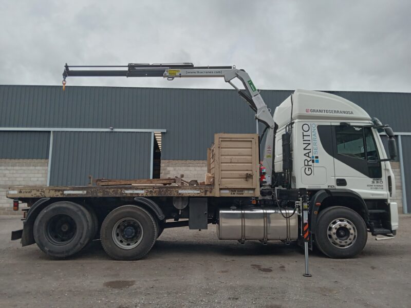 Granito Serrano opera su primer TKA