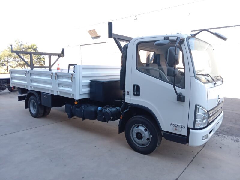 Caja Metálica con Portapostes