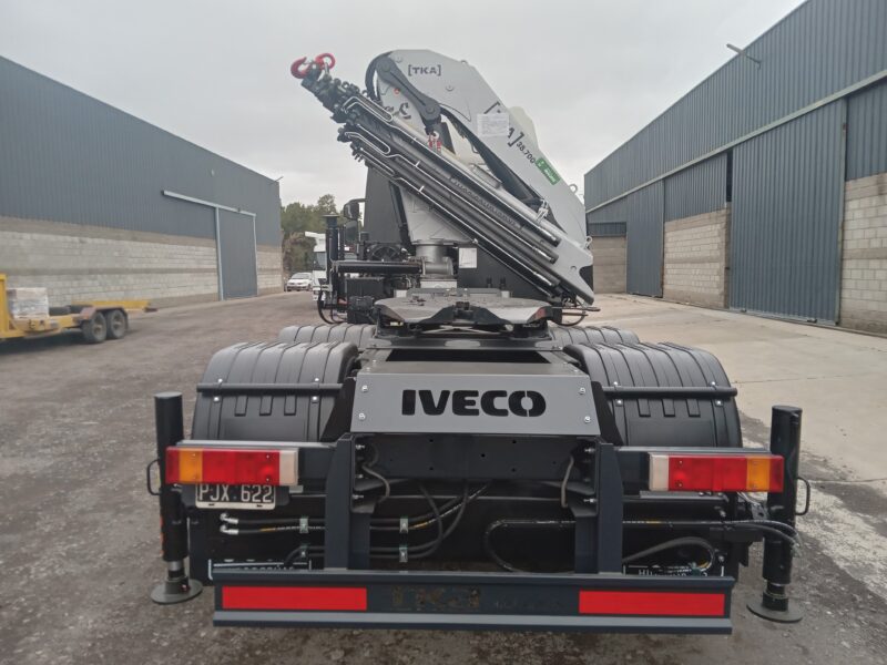 TKA 38.700 C con Control Remoto e Instalación de Tercer Eje Boero